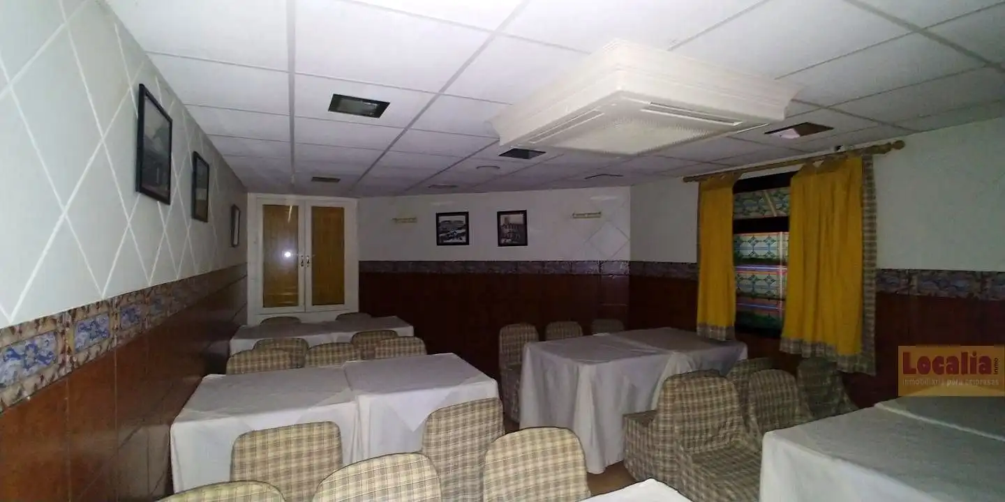 Commercial properties for sale in Santander