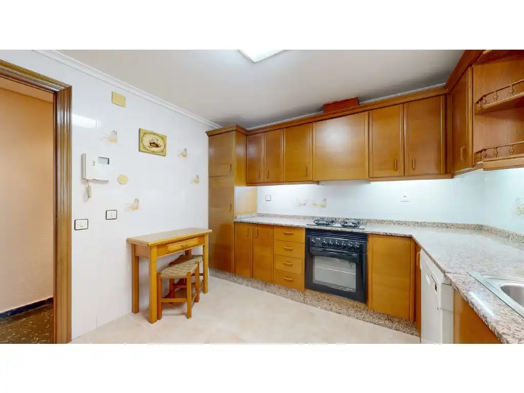 Flat for sale in Exposició