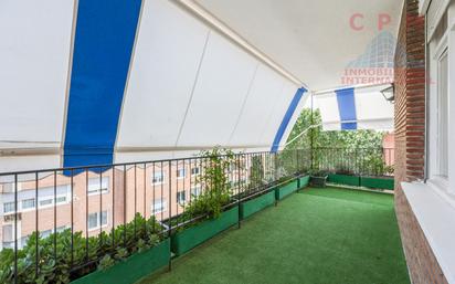 Terrace of Flat to rent in  Madrid Capital  with Heating, Parquet flooring and Terrace