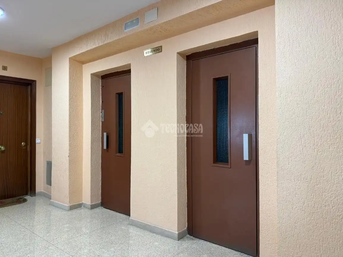 Piso en venta en Madrid con Calefacción, Parquet y Terraza