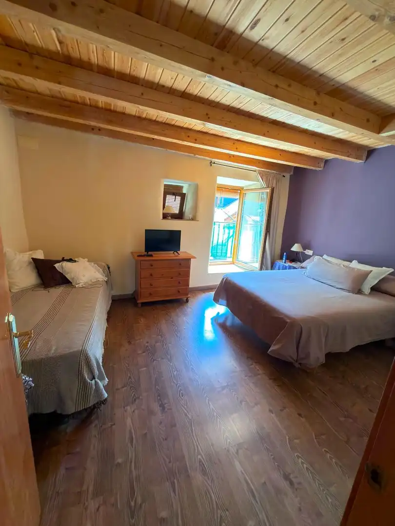 Habitación de Casa o chalet en venta en Vall de Cardós con Calefacción, Trastero y Balcón