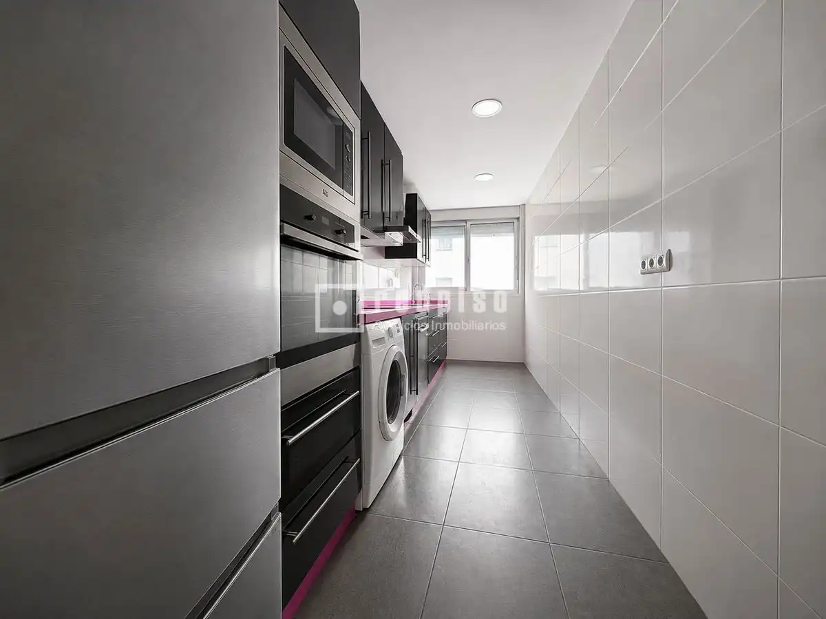 Cocina de Piso en venta en Torremolinos con Aire acondicionado y Terraza