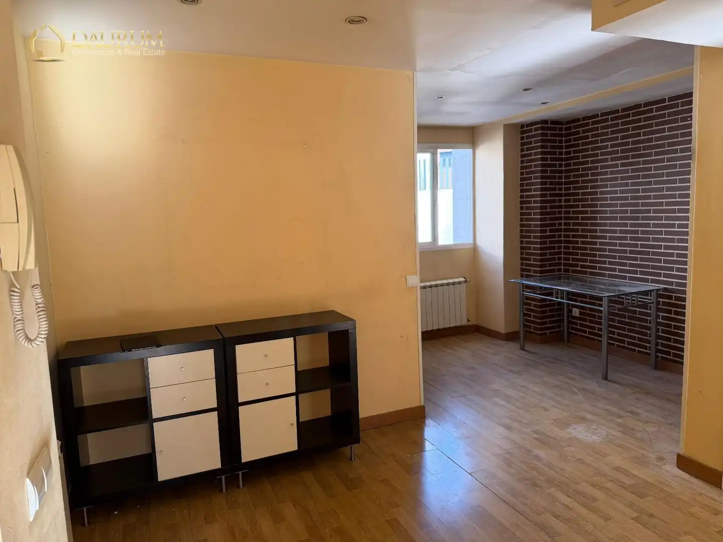Flat for sale in Madrid  with Air Conditioner, Heating and Storage room