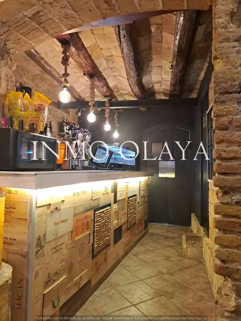 Local en traspaso en Molins de Rei con Aire acondicionado, Calefacción y Amueblado