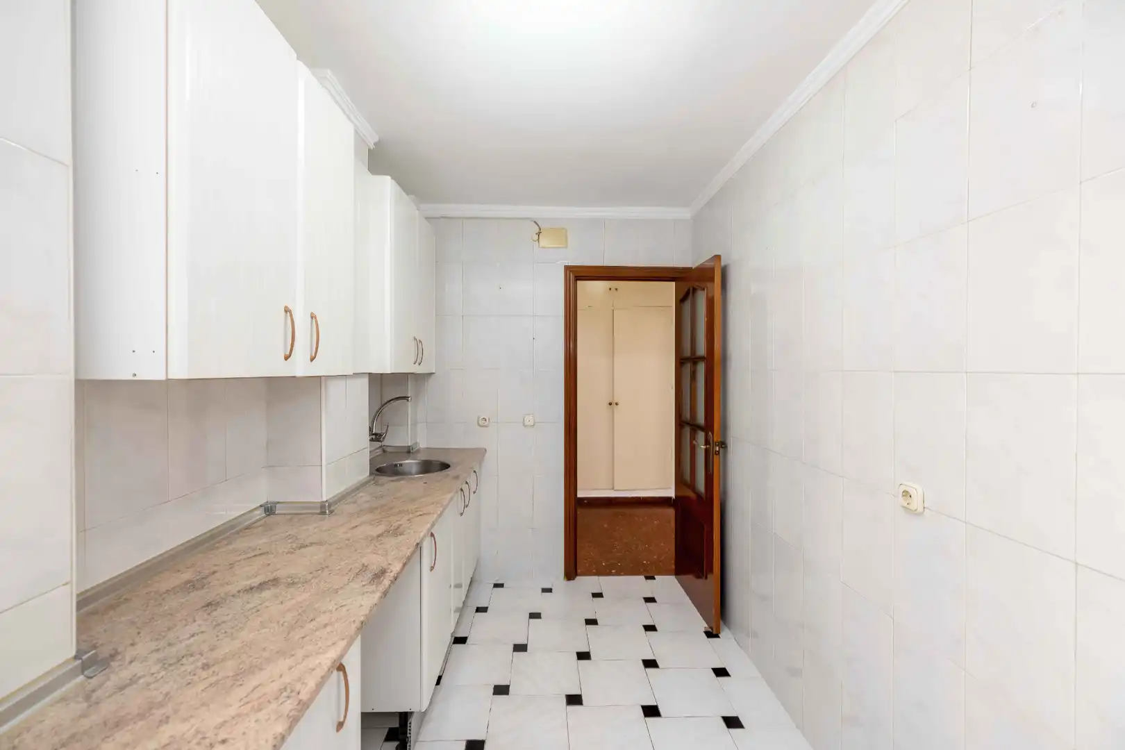 Cocina de Piso en venta en Málaga con Calefacción, Terraza y Internet