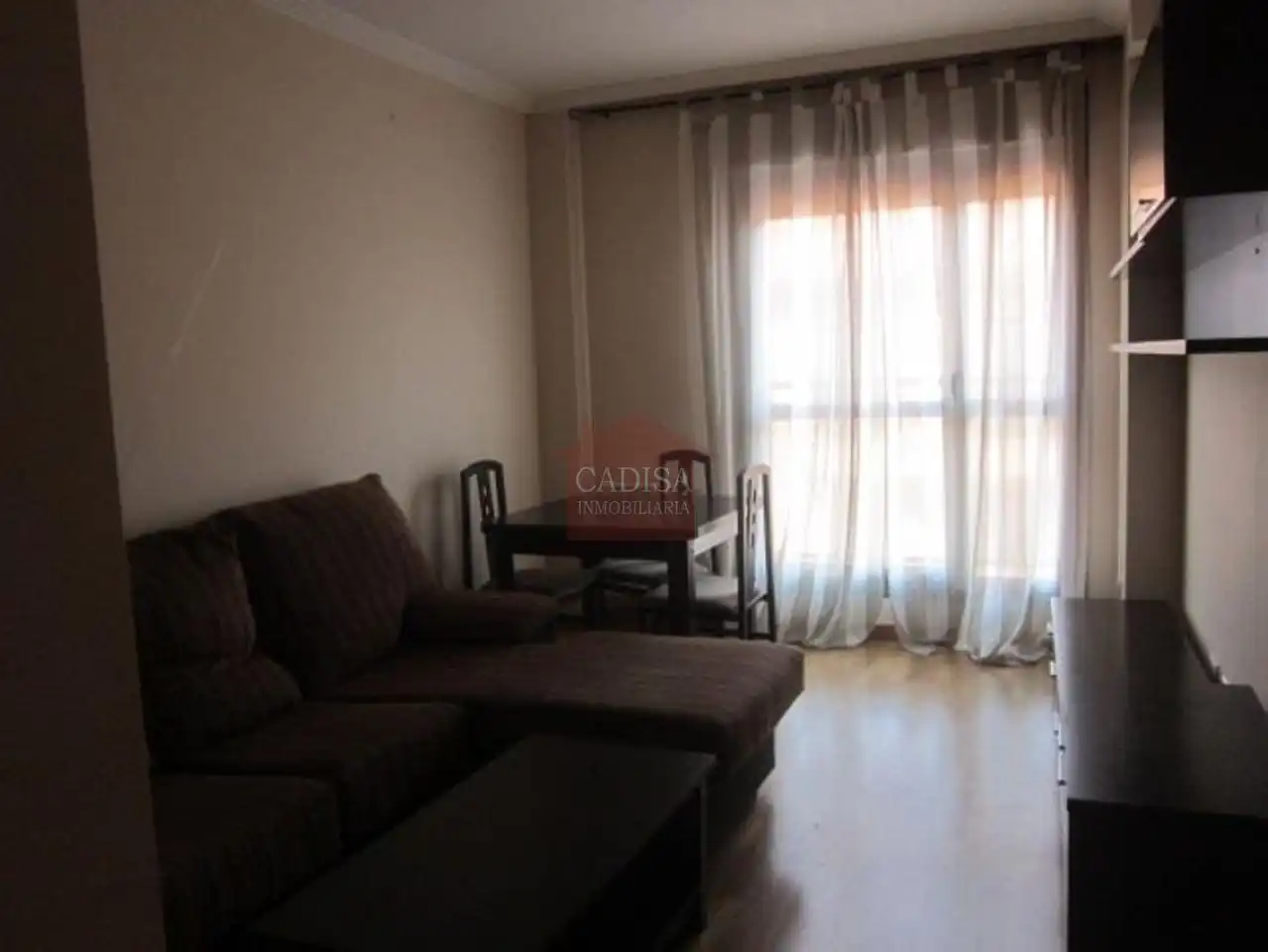 Sala de estar de Piso en venta en Calvarrasa de Abajo con Calefacción, Trastero y Amueblado