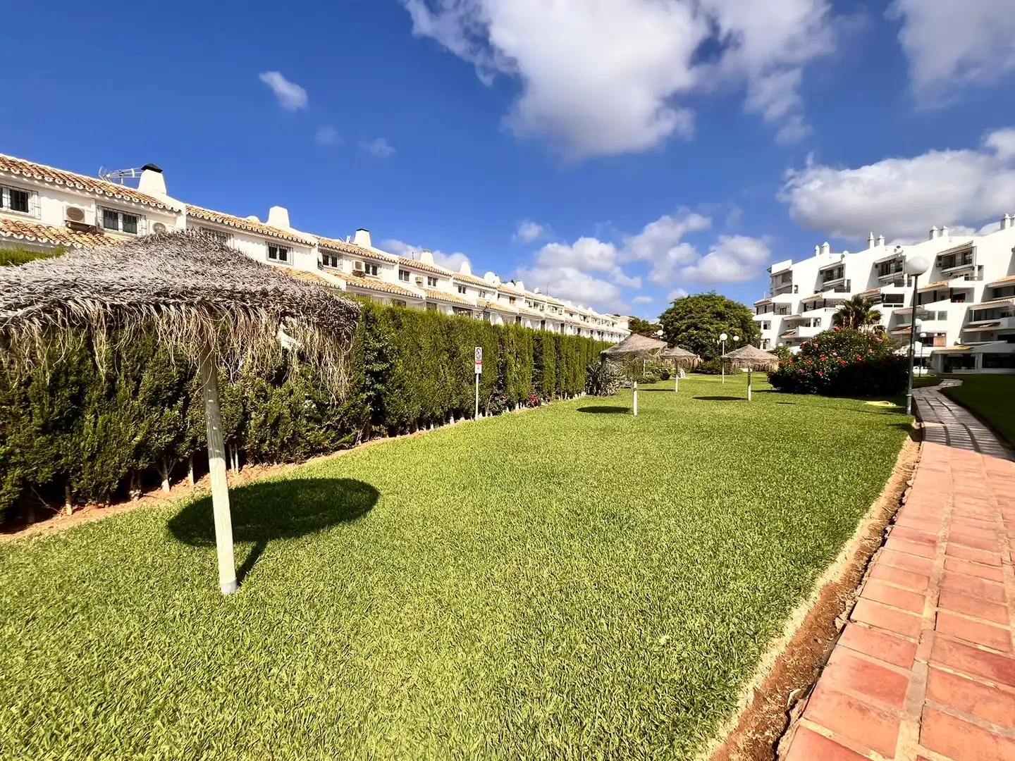 Apartamento de alquiler en Mar de Calahonda, 3, Calahonda