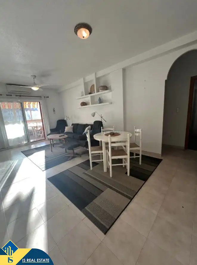 Mini appartamento con piscina in vendita a Playa de los Locos, imagen 2