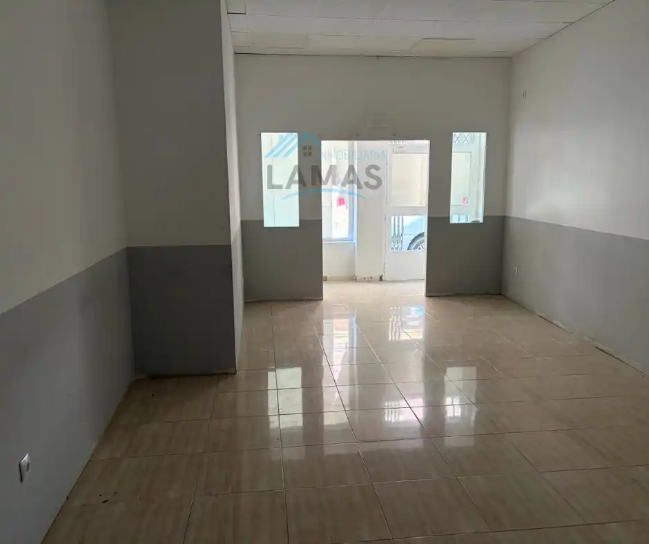 Gewerbefläche zum Verkauf in Calle Pérez Lozano 11, imagen 2