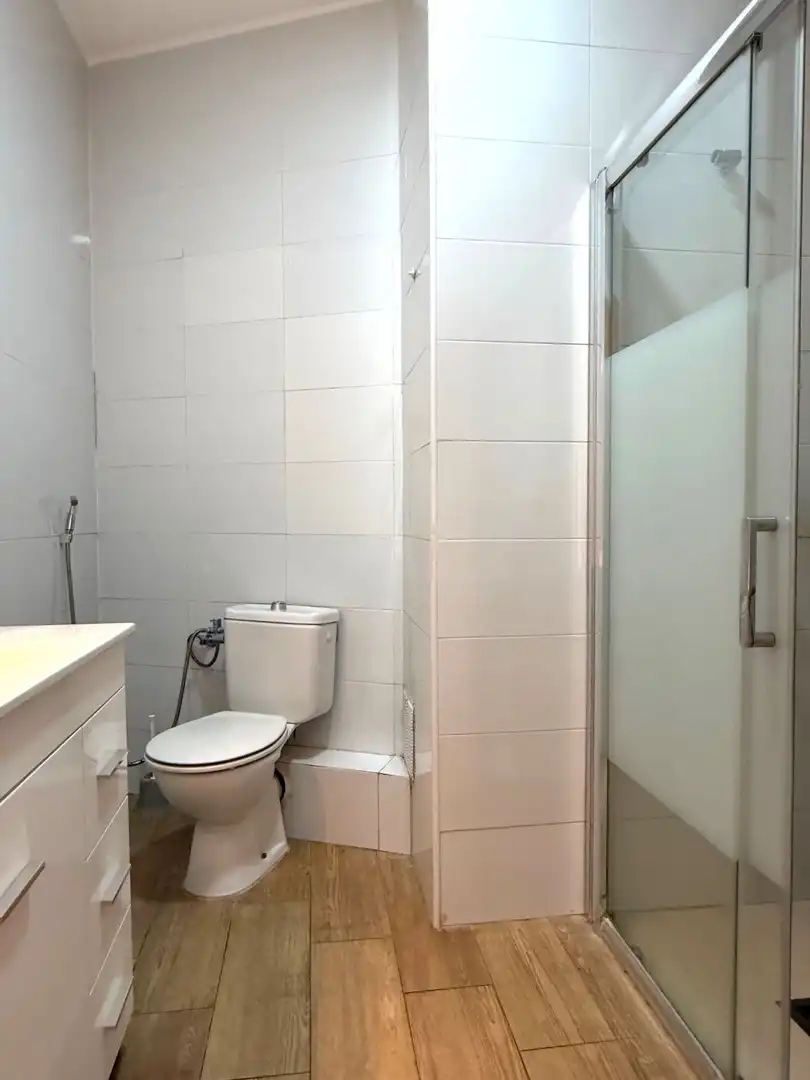 Bathroom of Ground floor for sale in Sant Boi de Llobregat  with Air Conditioner and Heating