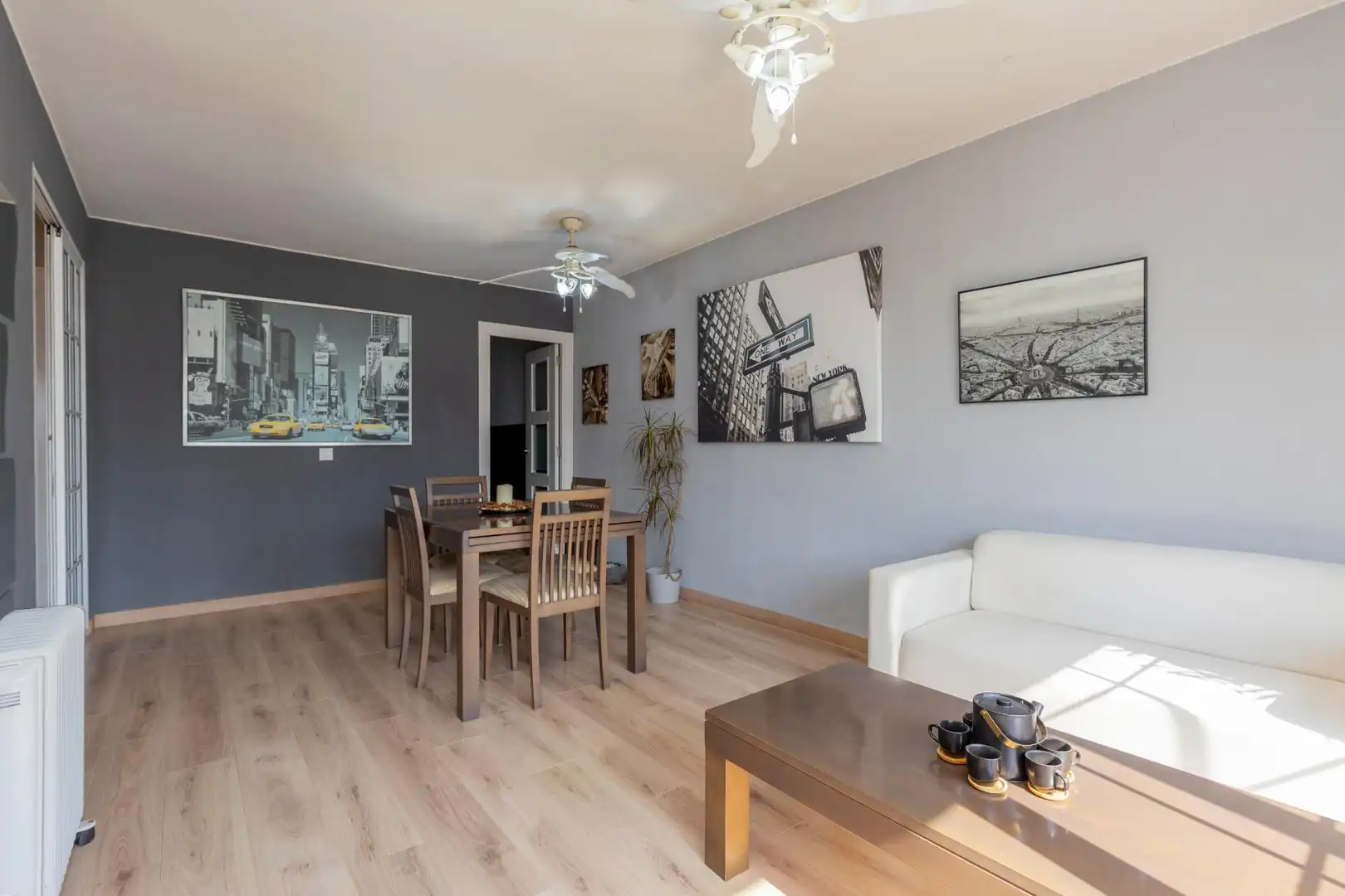 Wohnzimmer von Wohnung zum Verkauf in Sevilla