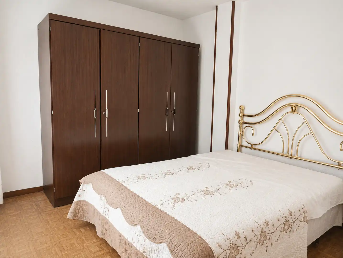 Habitación de Piso en venta en Madrid