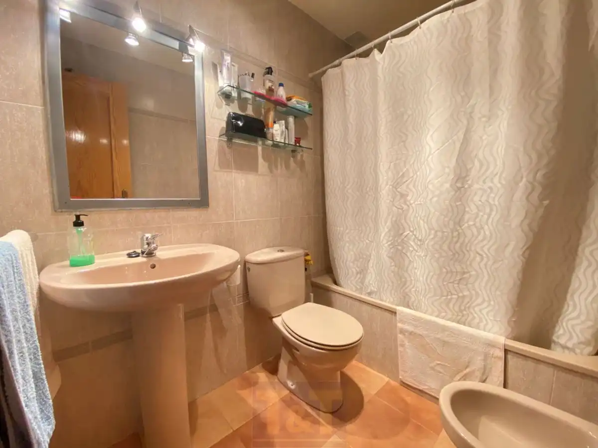 Baño de Apartamento en venta en Islantilla con Aire acondicionado, Calefacción y Terraza