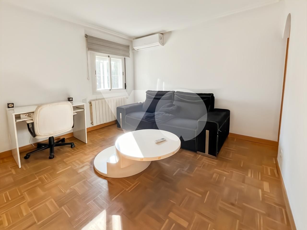 Sala de estar de Apartamento en venta en  Madrid Capital con Aire acondicionado, Calefacción y Parquet