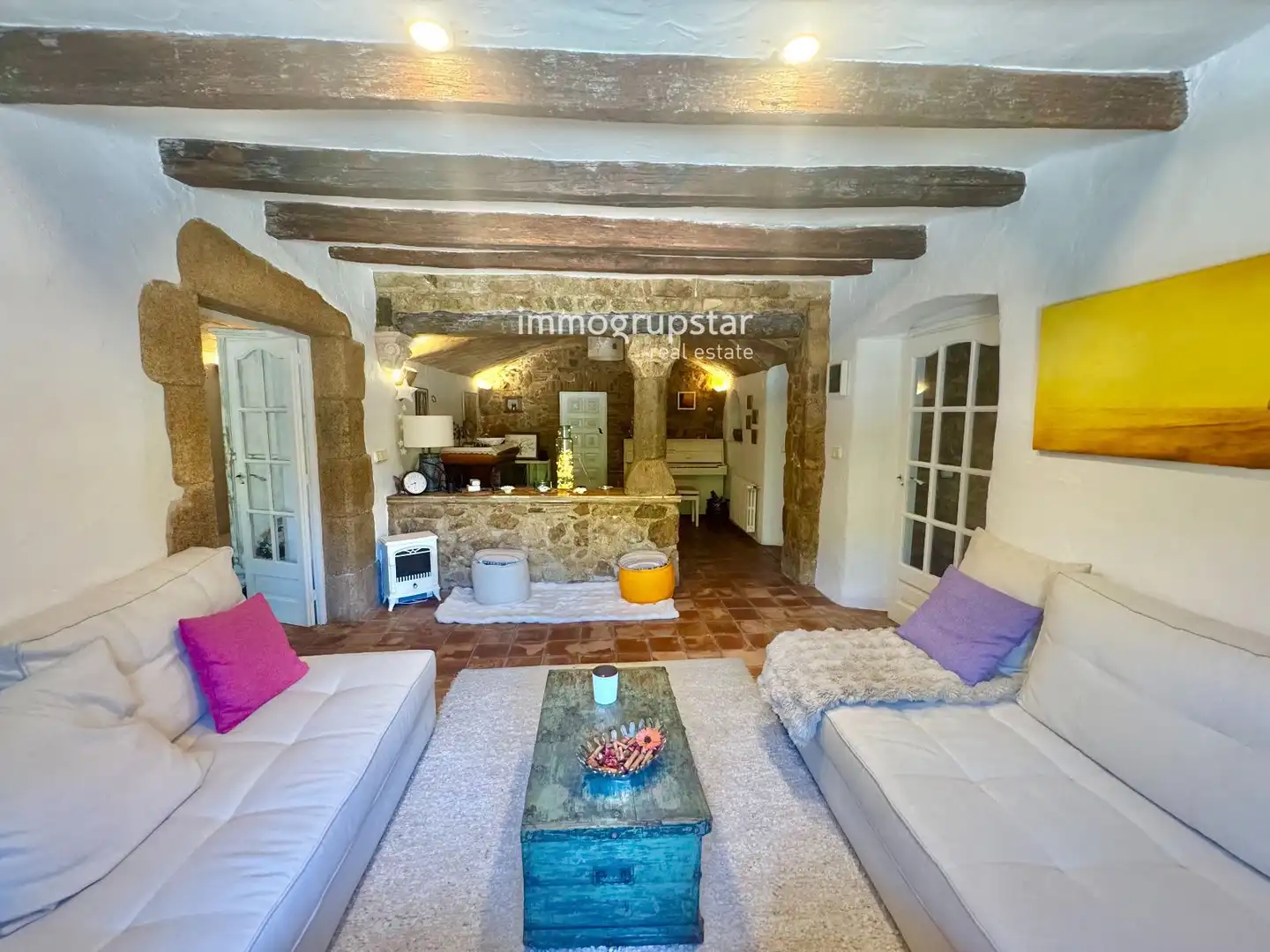 Sala d'estar de Finca rústica en venda en Castell d'Aro, Platja d'Aro i s'Agaró amb Calefacció, Terrassa i Traster