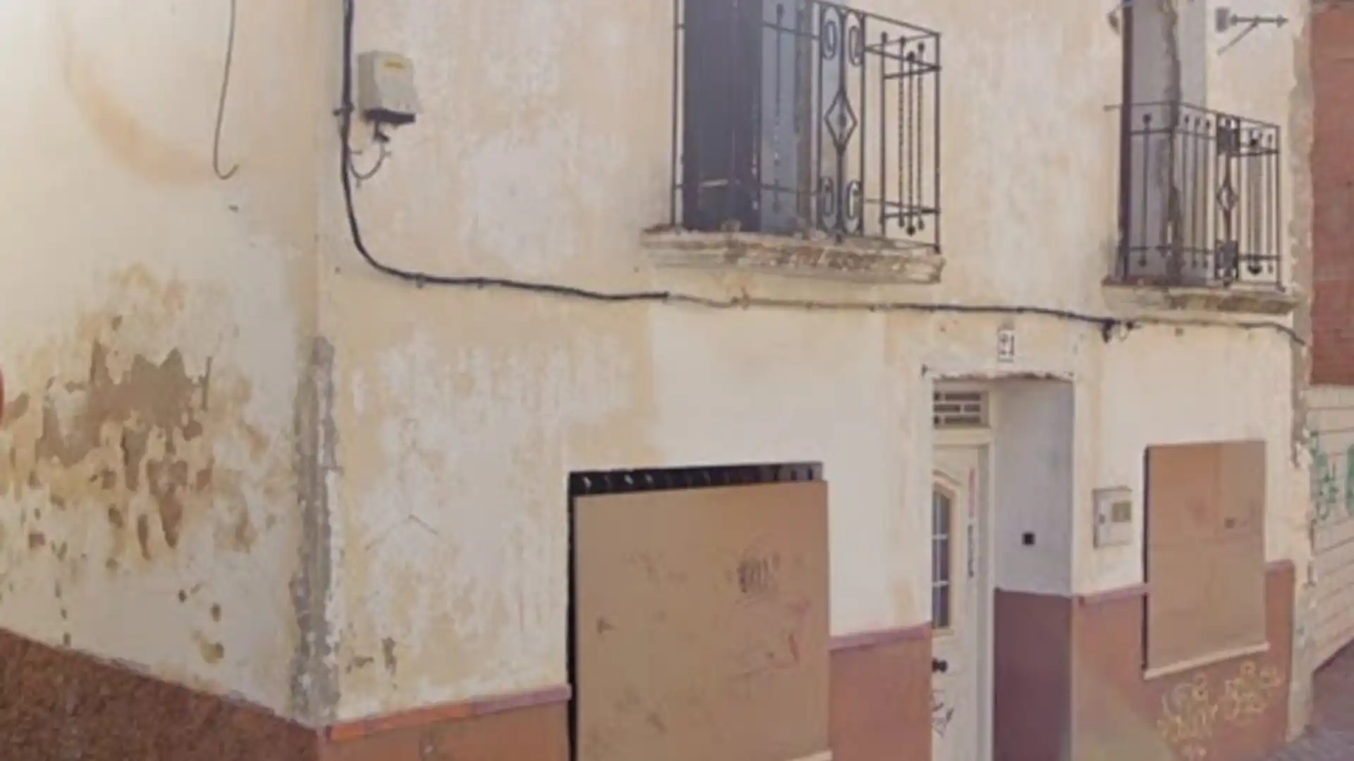 Vista exterior de Casa o chalet en venta en Quintanar de la Orden con Parquet y Amueblado