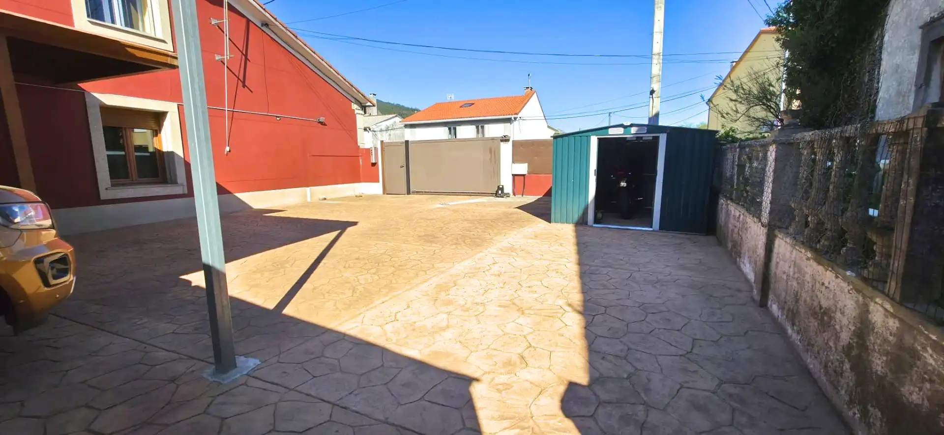 Einfamilien-Reihenhaus zum Verkauf in Aldea Santa María, Neda