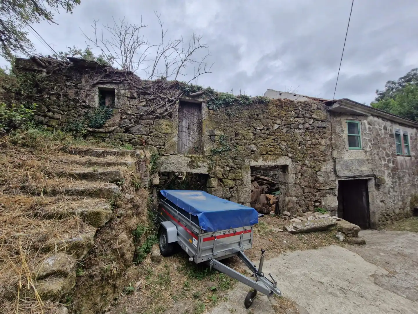 Vista exterior de Casa o xalet en venda en Gomesende amb Jardí privat, Terrassa i Balcó