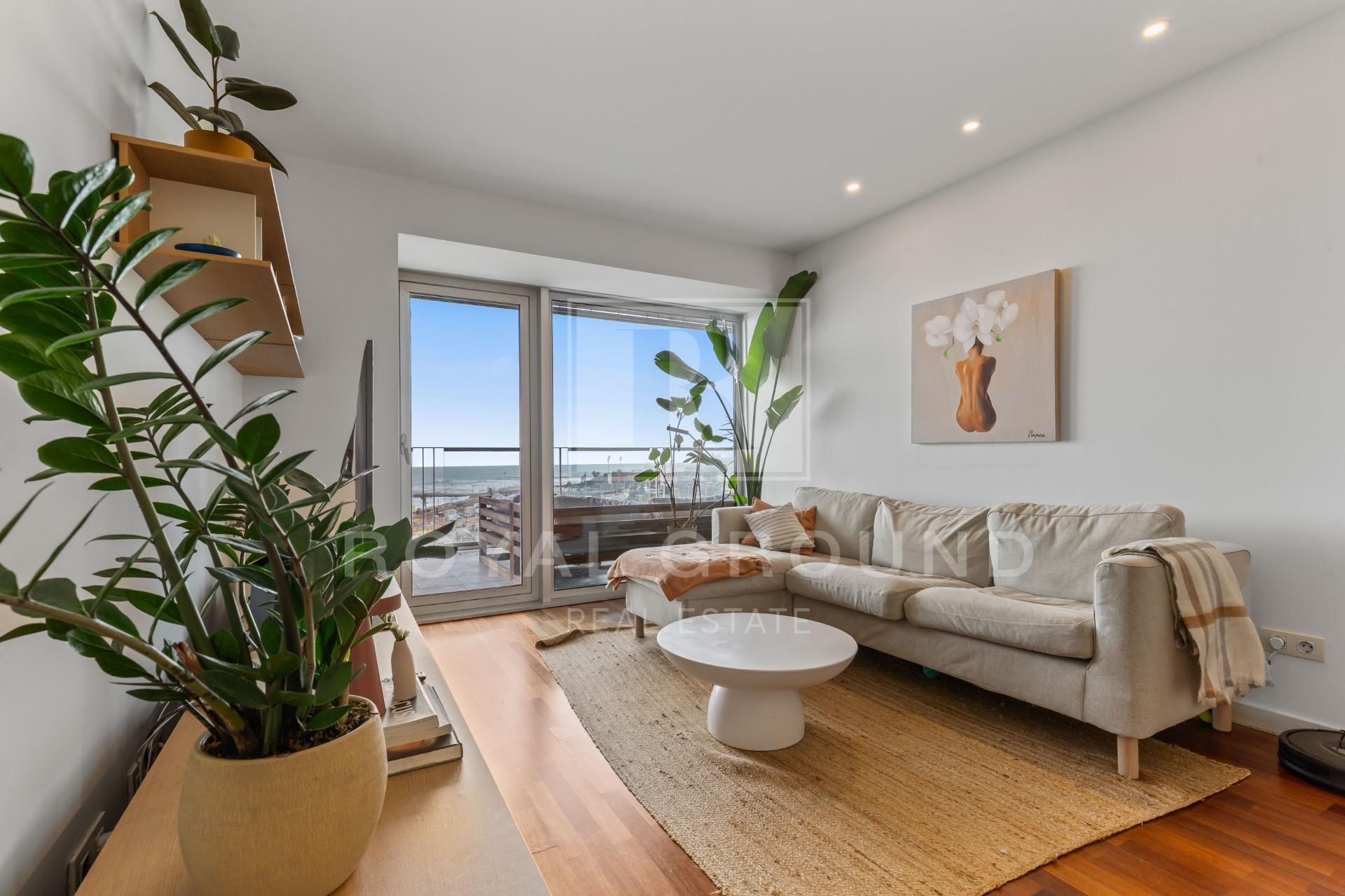 Living room of Flat for sale in  Barcelona Capital  with Air Conditioner, Private garden and Terrace