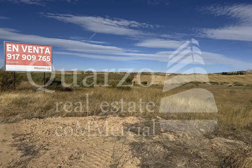 Terreny residencial en venda a Tórtola de Henares
