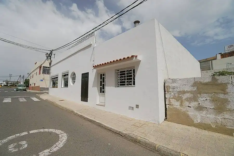 Local en venda a Calle GUANCHINERFE, 22, Las Playitas