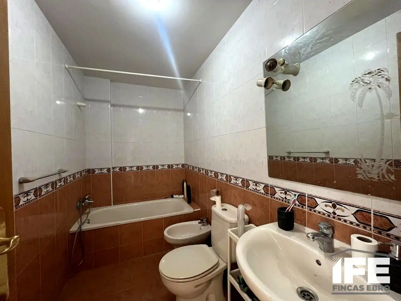 Bathroom of Houses for sale in Pedrola  with Terrace