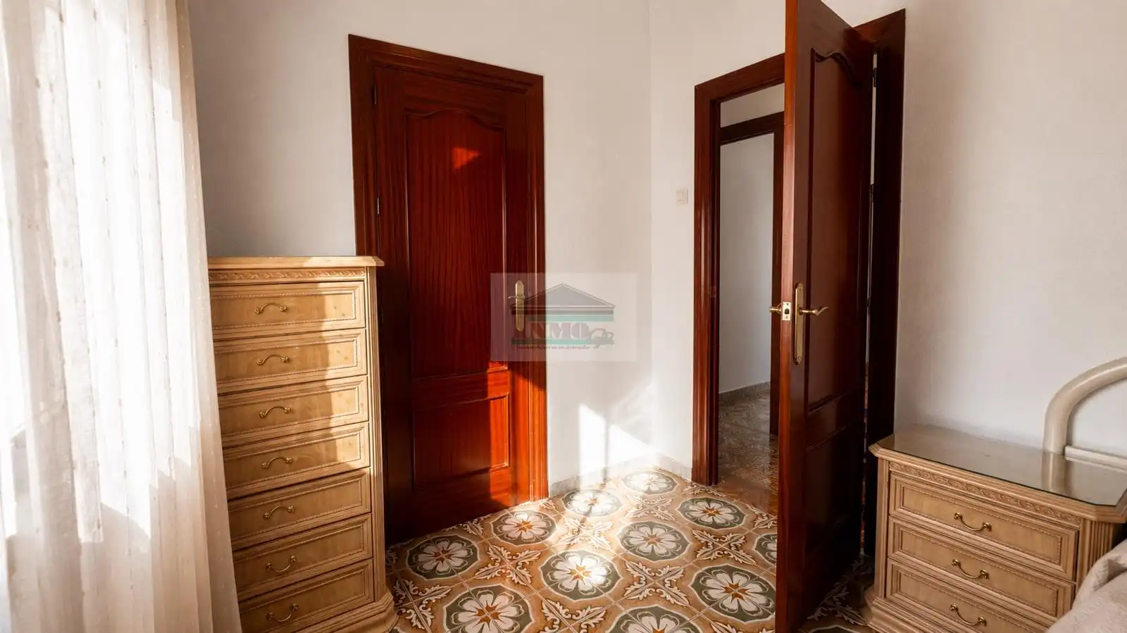 Bedroom of Flat for rent in Granada  with Air Conditioner, Furnished and Balcony