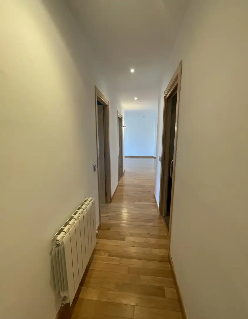 Piso en venta en Igualada con Calefacción y Jardín privado