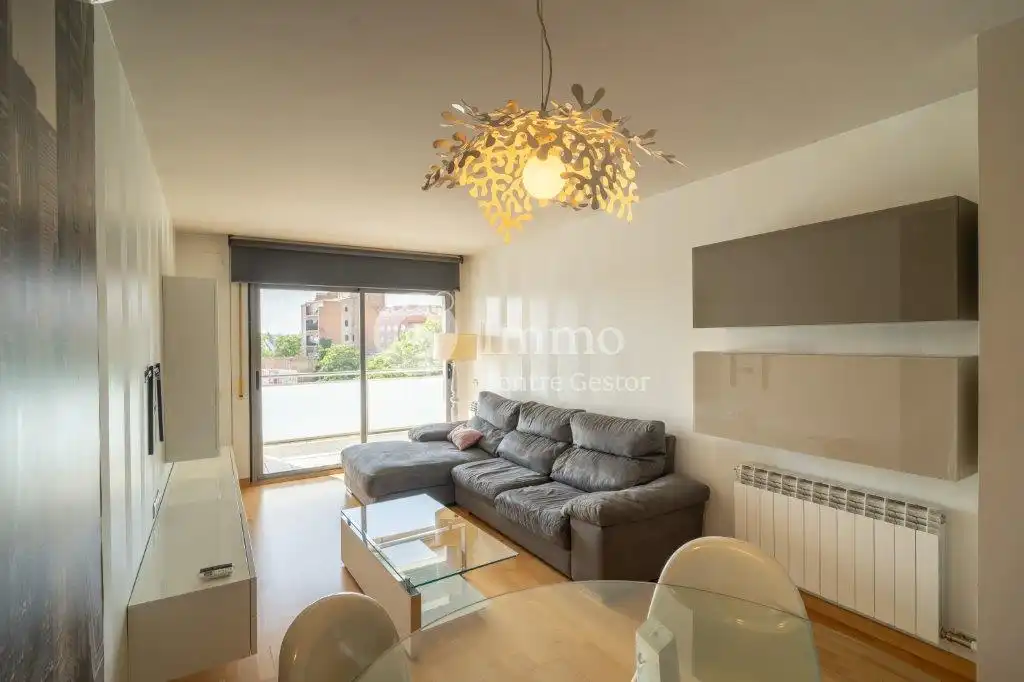 Sala d'estar de Pis en venda en Lleida amb Aire condicionat, Parquet i Moblat