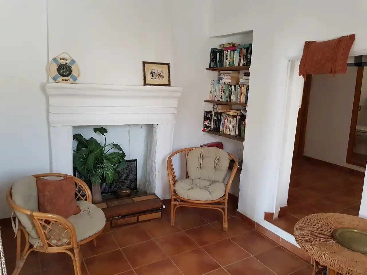 Sala d'estar de Finca rústica en venda en Sierro amb Terrassa