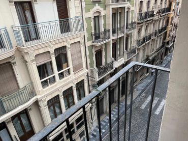 Flat with balcony for sale in Centre - Zona Alta