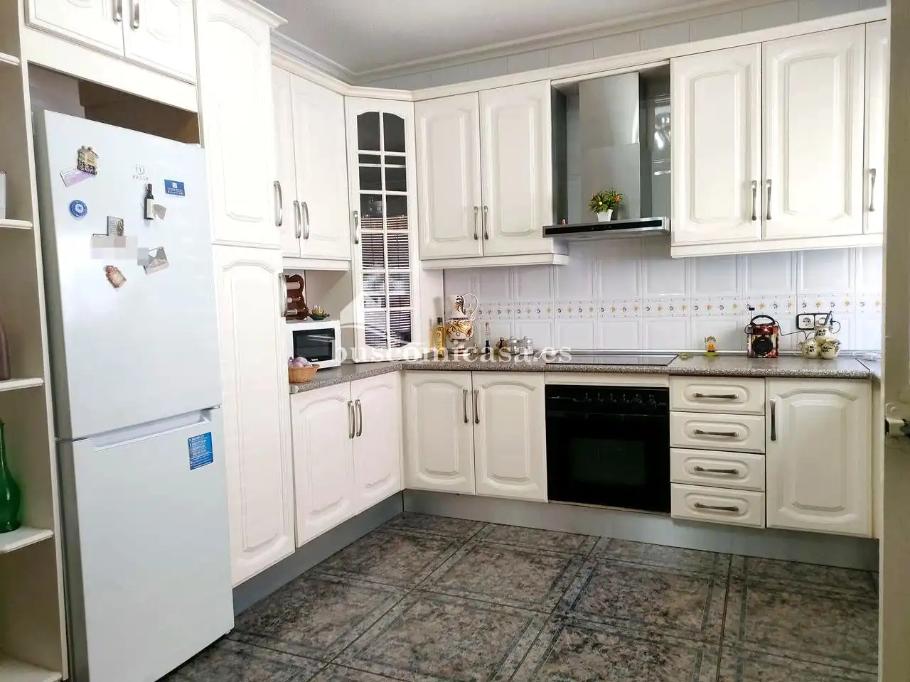 Cuina de Casa o xalet en venda en Mengíbar amb Aire condicionat i Terrassa
