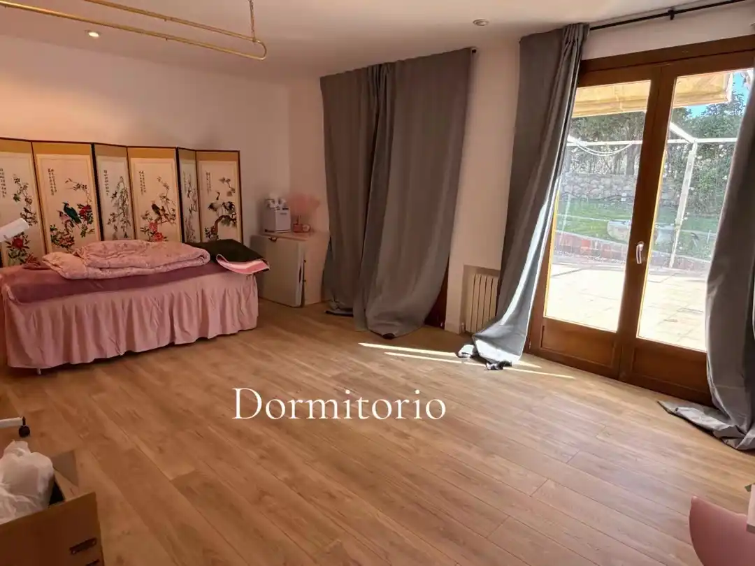 Habitación de Casa o chalet en venta en Las Rozas de Madrid con Aire acondicionado, Calefacción y Jardín privado