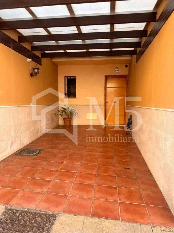 Detached homes for rent in El Tomillar