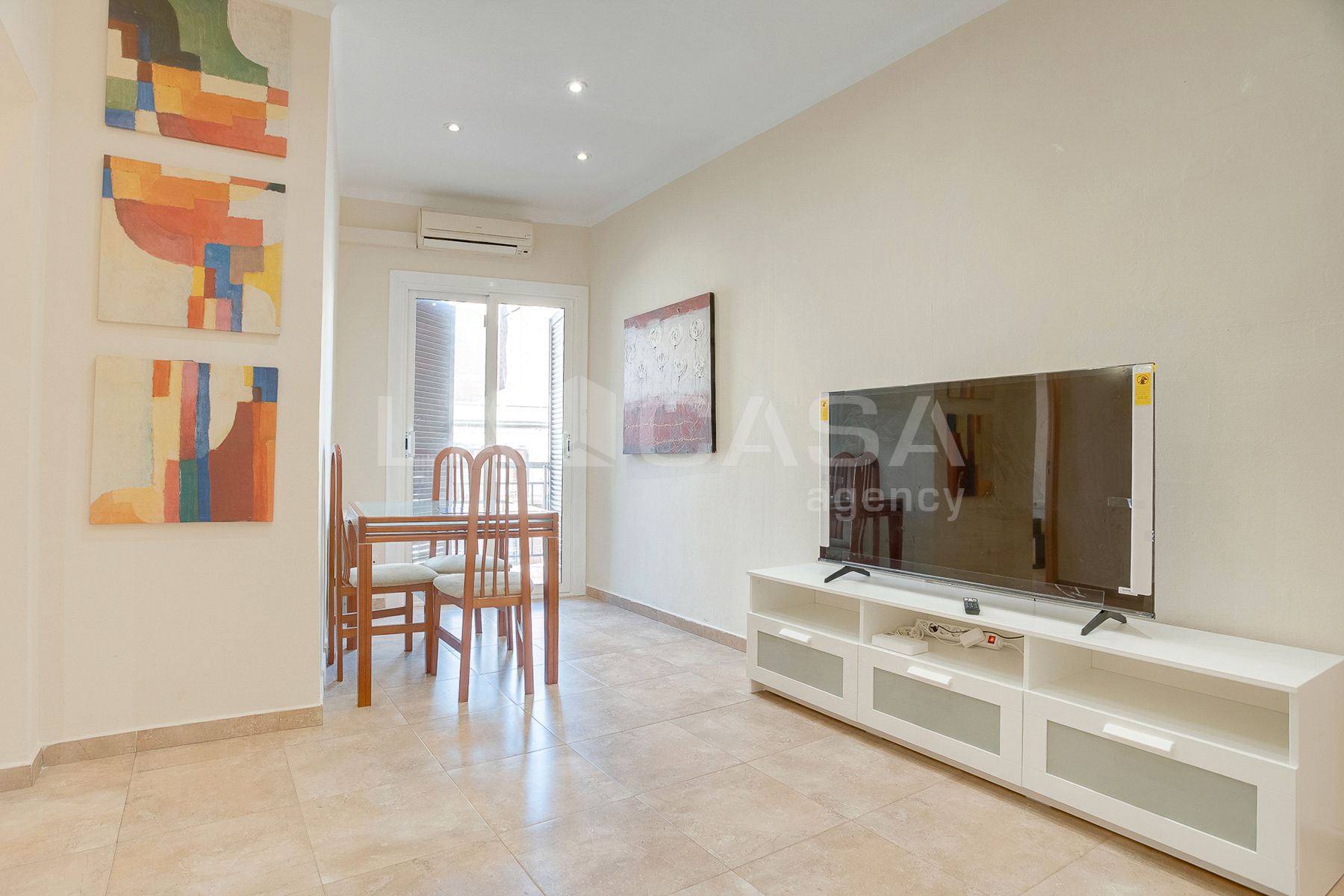 Sala d'estar de Pis en venda en  Barcelona Capital amb Calefacció i Balcó