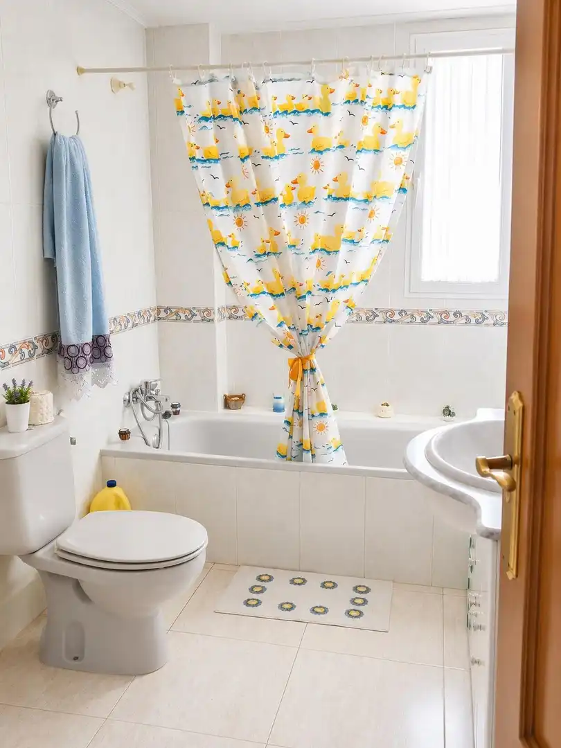 Baño de Casa o chalet en venta en Murcia con Aire acondicionado, Calefacción y Jardín privado