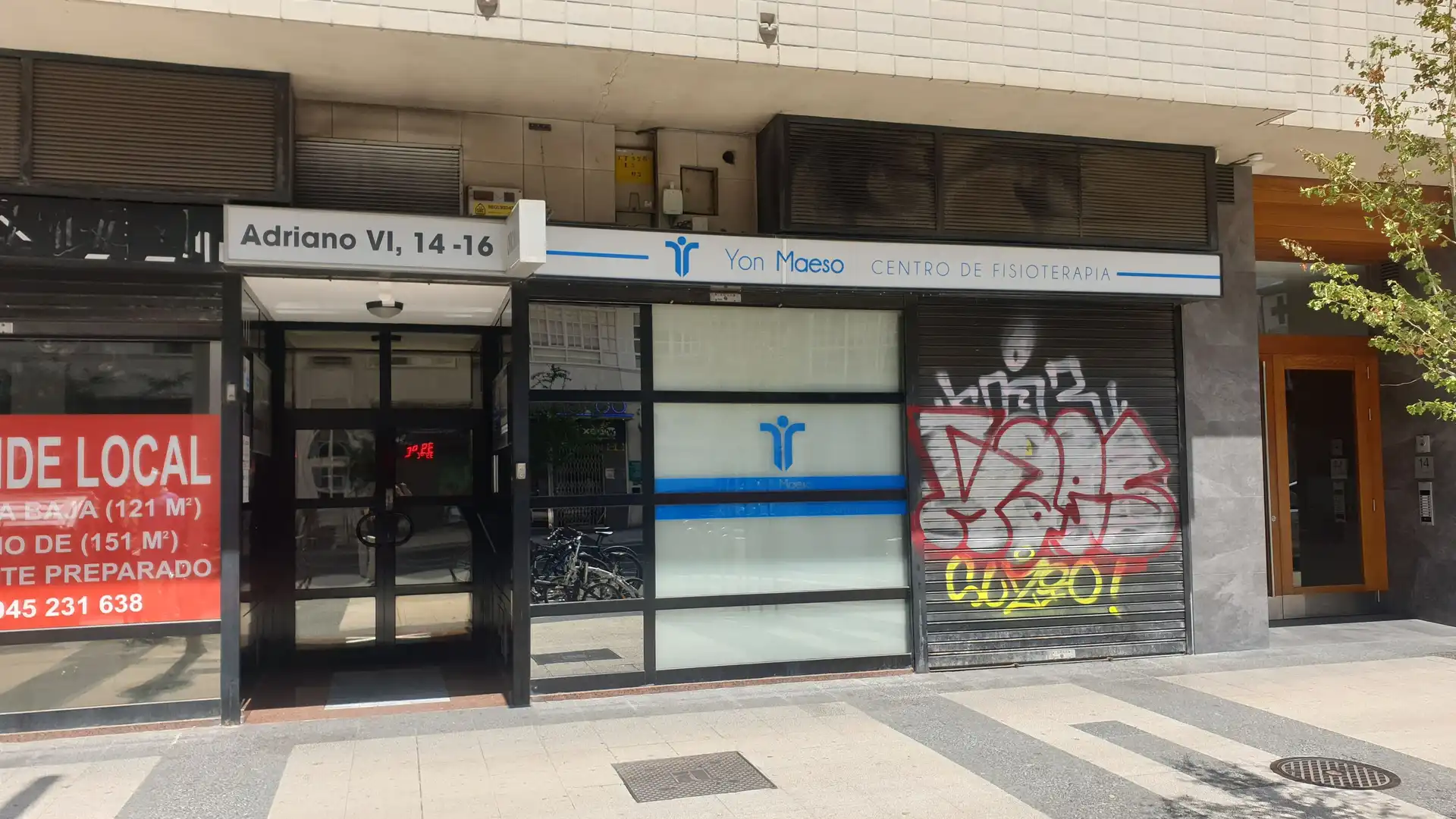 Büro zum Verkauf in Adriano VI Kalea 14