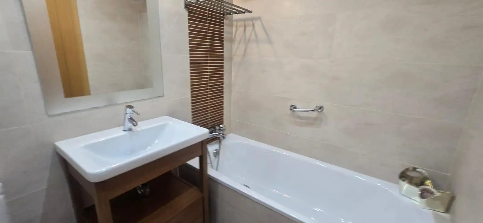 Badezimmer von Wohnung zum Verkauf in Valencia mit Klimaanlage, Heizung und Möbliert
