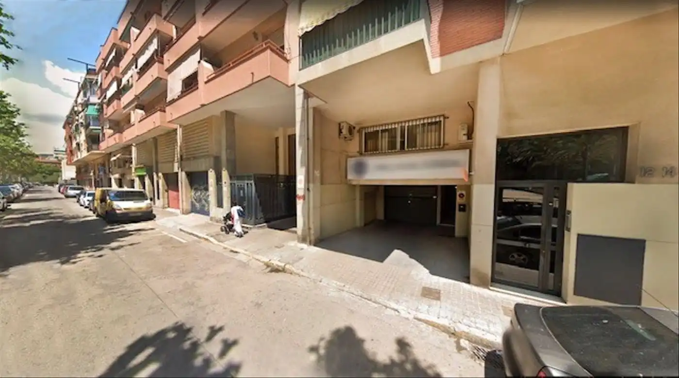Individual de lloguer a Carrer de Rosell 12-14, imagen 3