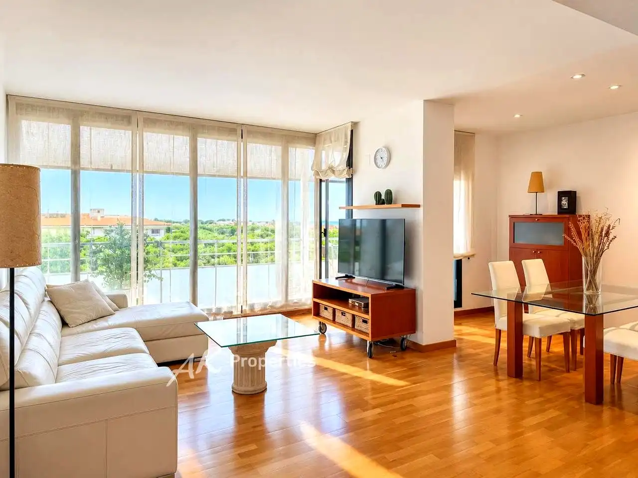 Piso con piscina en venta en Avinguda del Mar, imagen 2