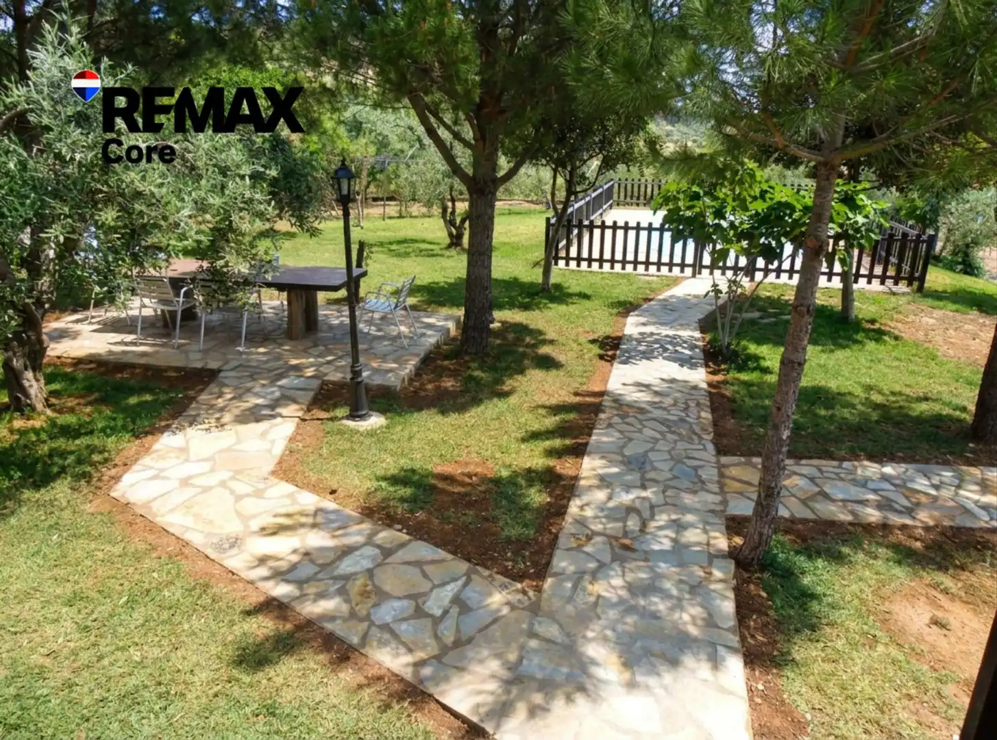 Terrassa de Casa o xalet en venda en Puebla de Obando amb Aire condicionat, Calefacció i Jardí privat