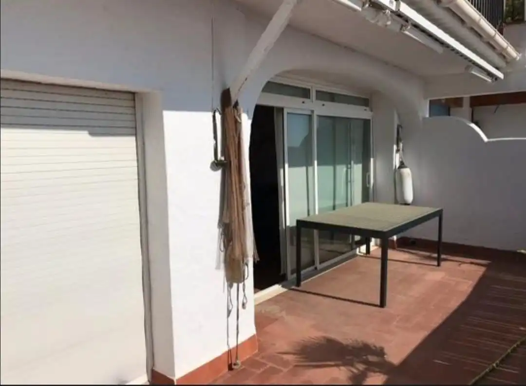 Appartement compact avec terrasse à vendre à Roda de Barà