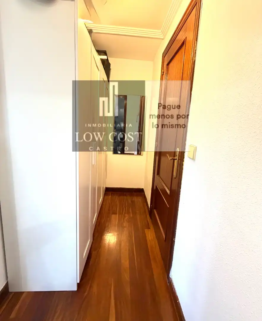 Ático en venta en Castro-Urdiales con Calefacción, Terraza y Balcón