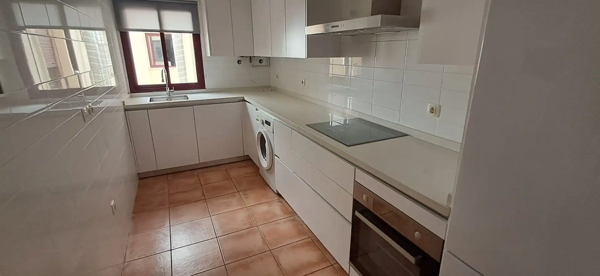 Kitchen of Flat for sale in Utrera  with Air Conditioner