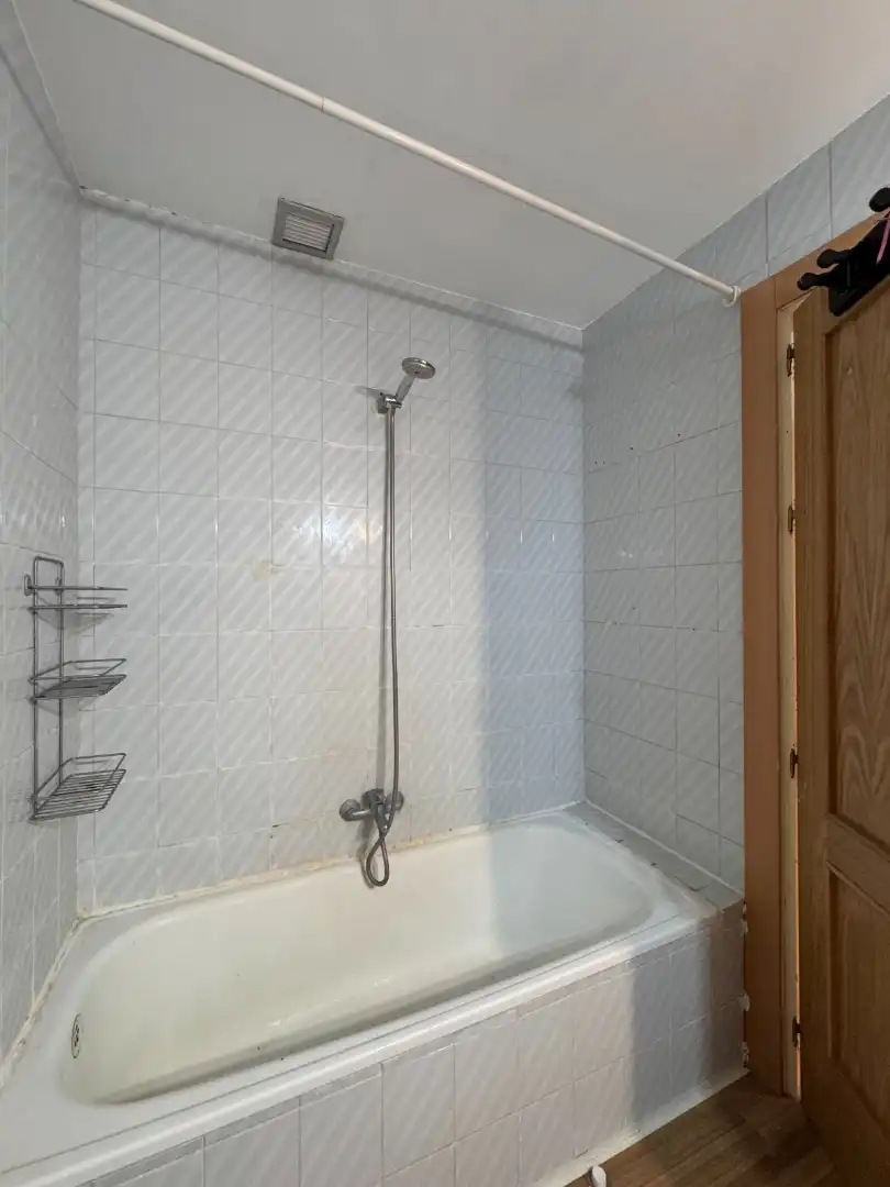 Bathroom of Flat for sale in Cáceres