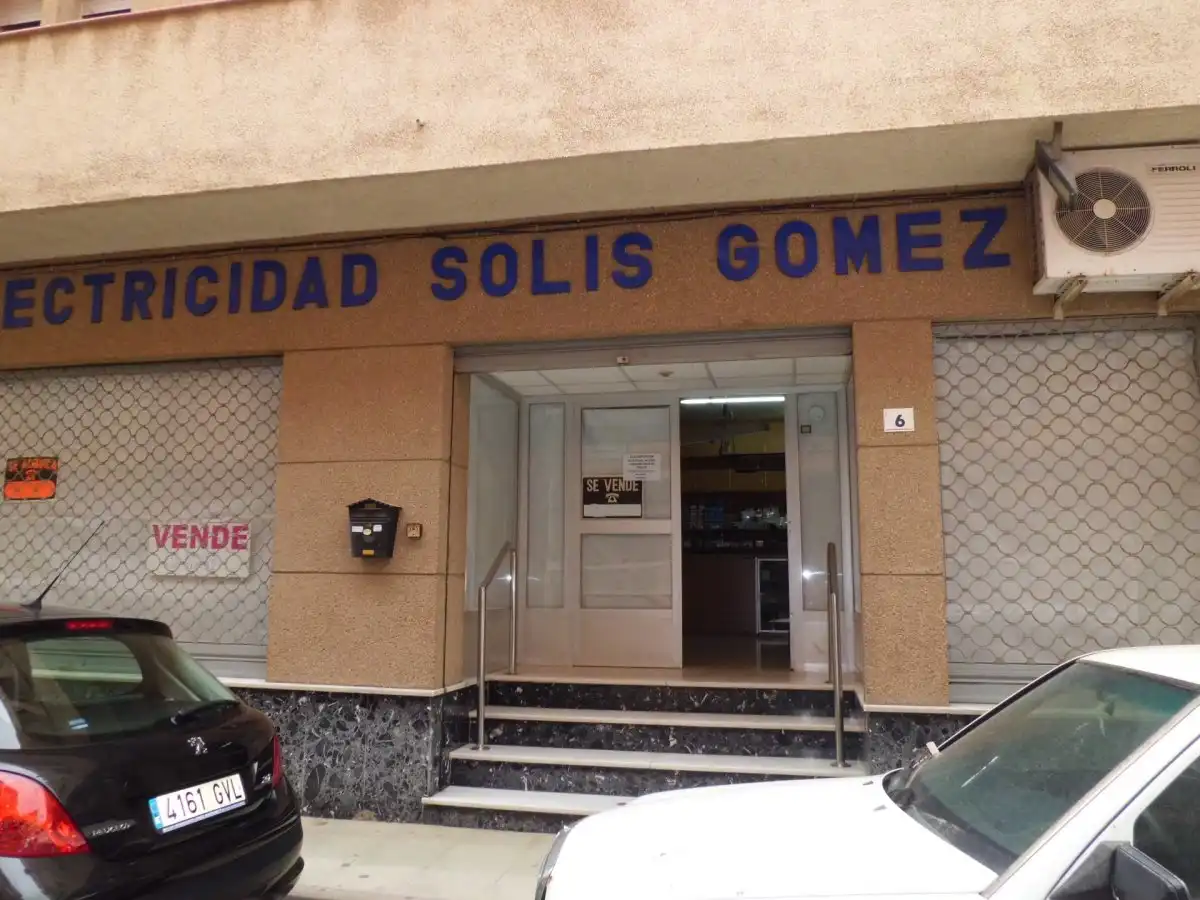 Gewerbefläche zur Miete in El Ejido Ciudad