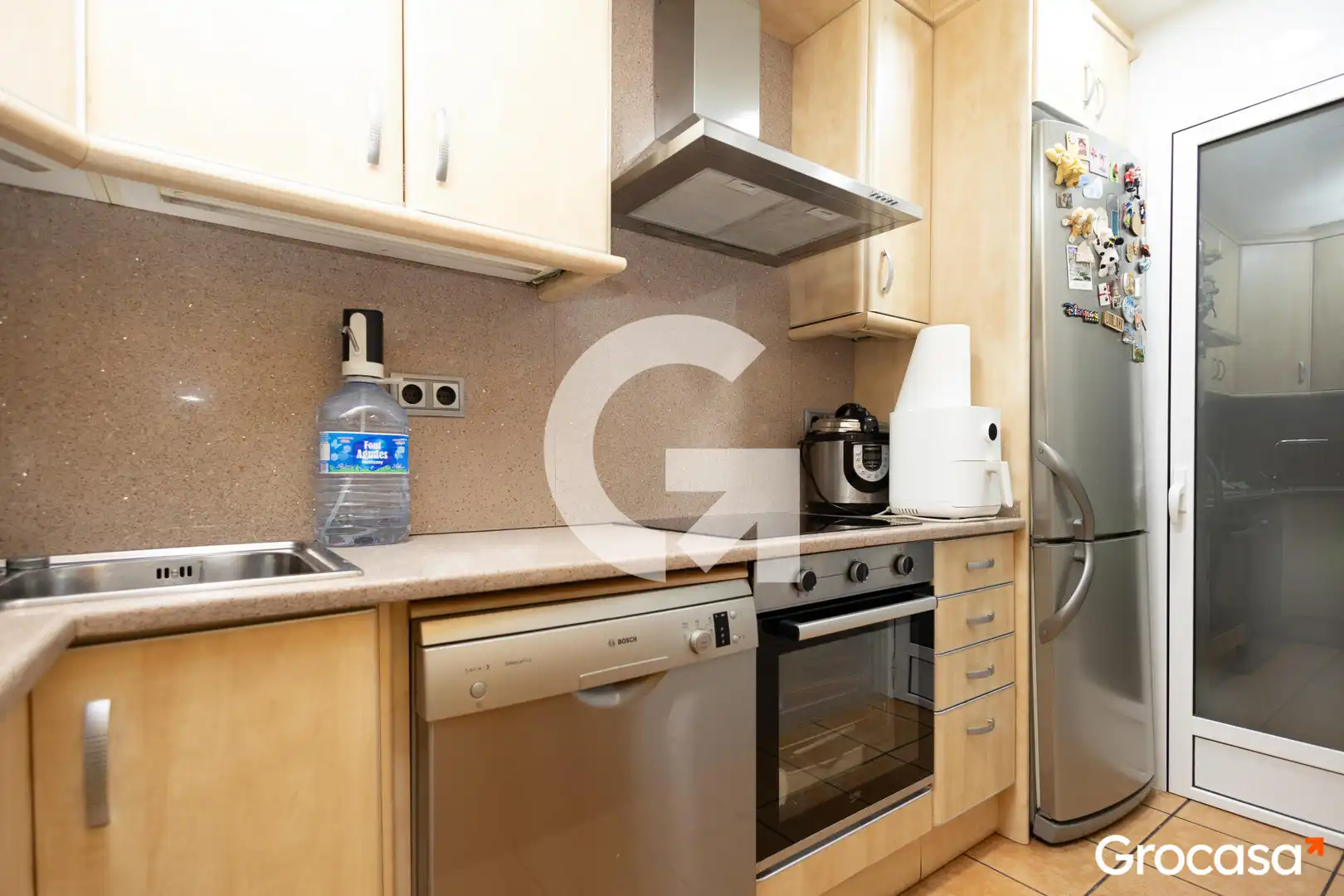 Cocina de Piso en venta en L'Hospitalet de Llobregat con Aire acondicionado y Calefacción