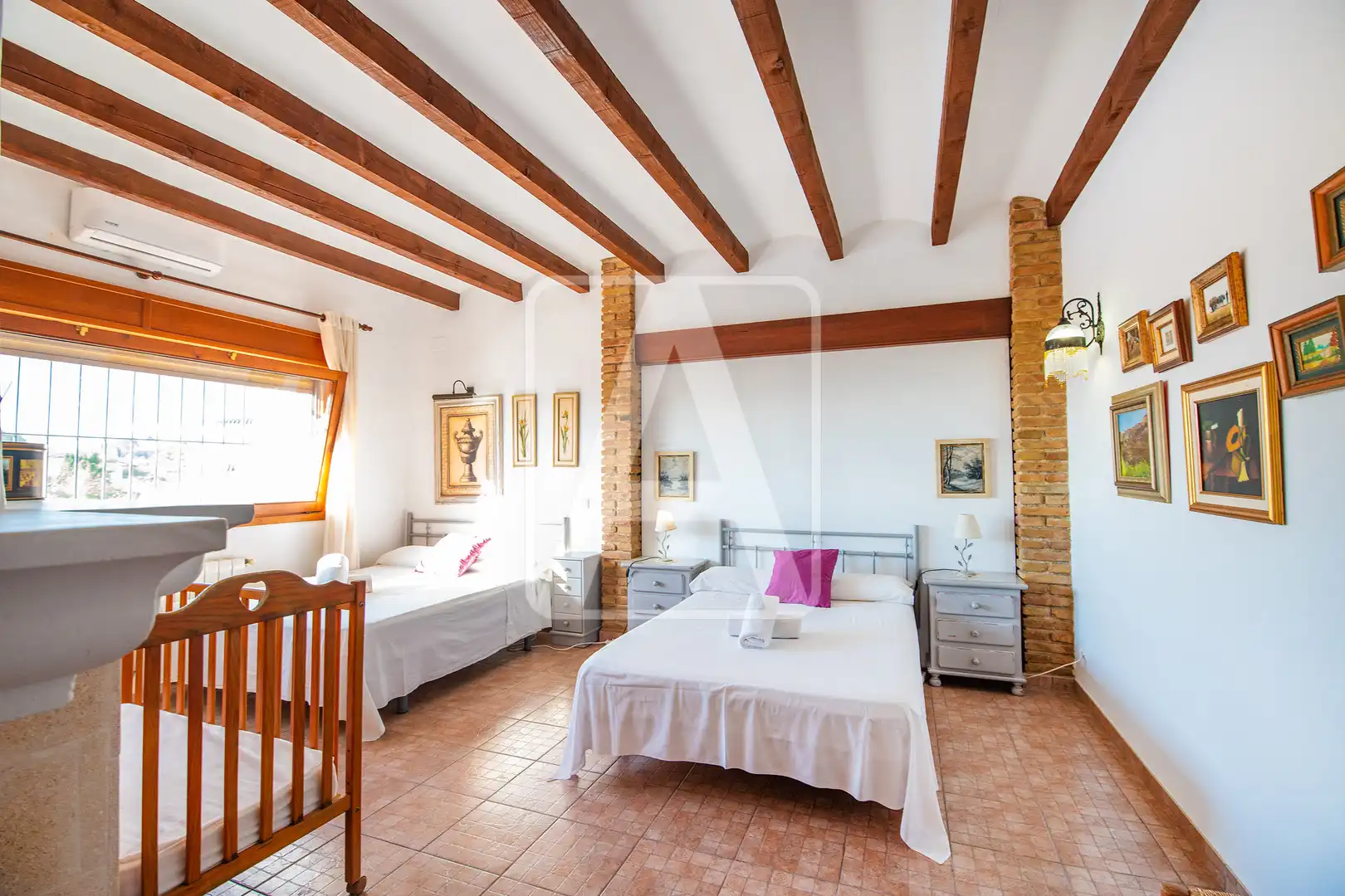 Dormitori de Finca rústica en venda en Teulada amb Aire condicionat, Calefacció i Jardí privat
