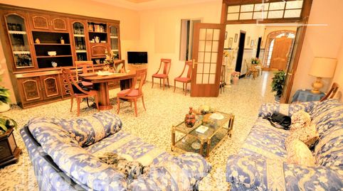 Foto 4 de Casa o chalet en venta en Calle Actor Rambal, Zona Concordia, Burjassot