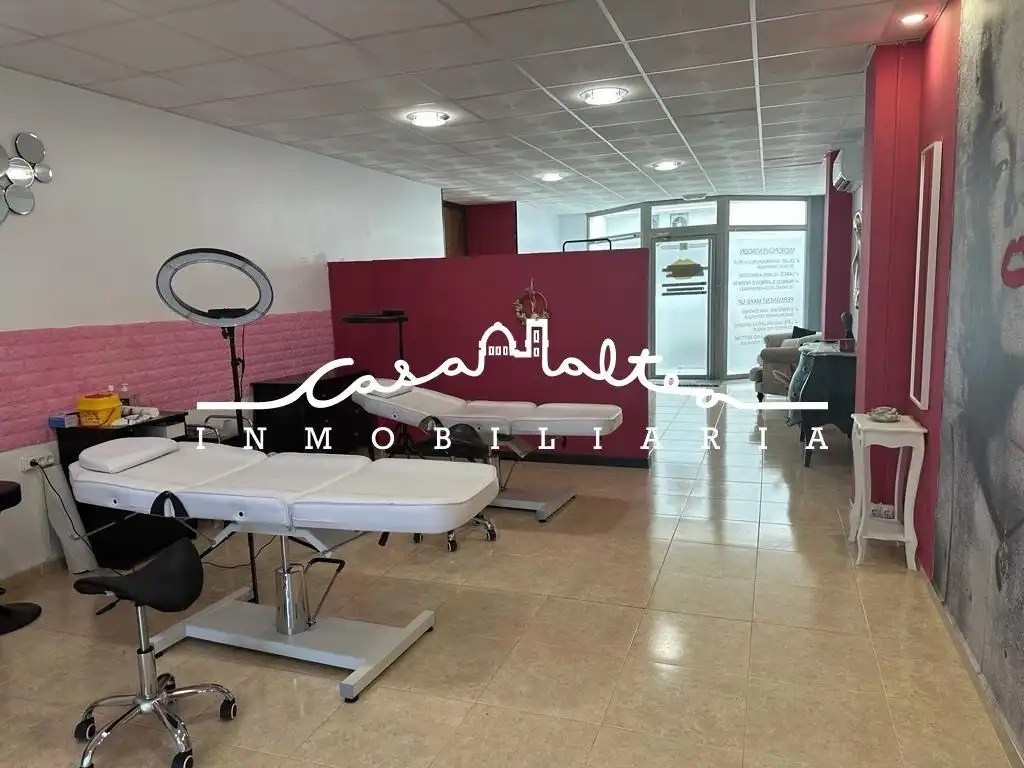 Locale commerciale in affitto a Calle TELLA LA, imagen 2